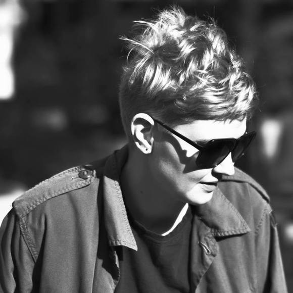 Meet your Posher, Maddy - Picture 1 of 1